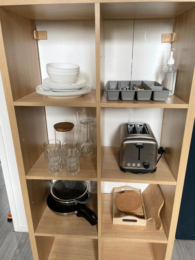カンペールImmeuble Les Perdrixアパートメント エクステリア 写真