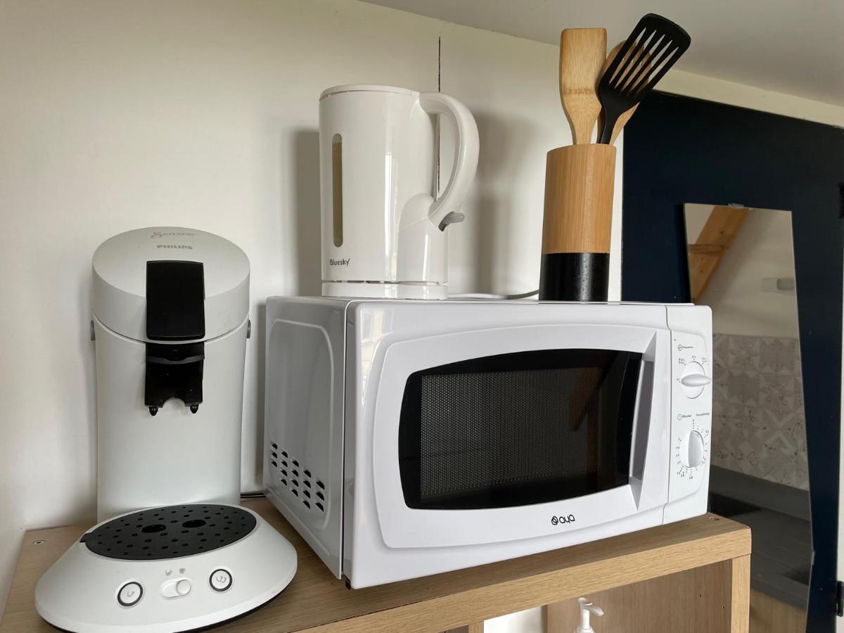 カンペールImmeuble Les Perdrixアパートメント エクステリア 写真