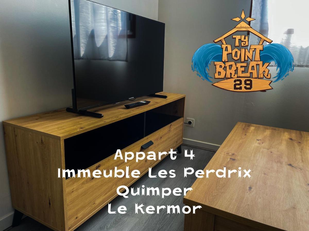 カンペールImmeuble Les Perdrixアパートメント エクステリア 写真